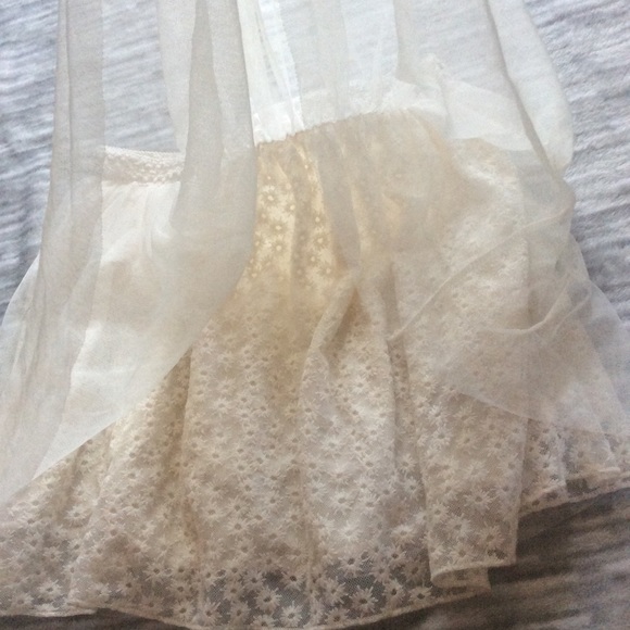 Zara Soft Collection Cream Flower Tulle Skirt - Picture 3 of 8